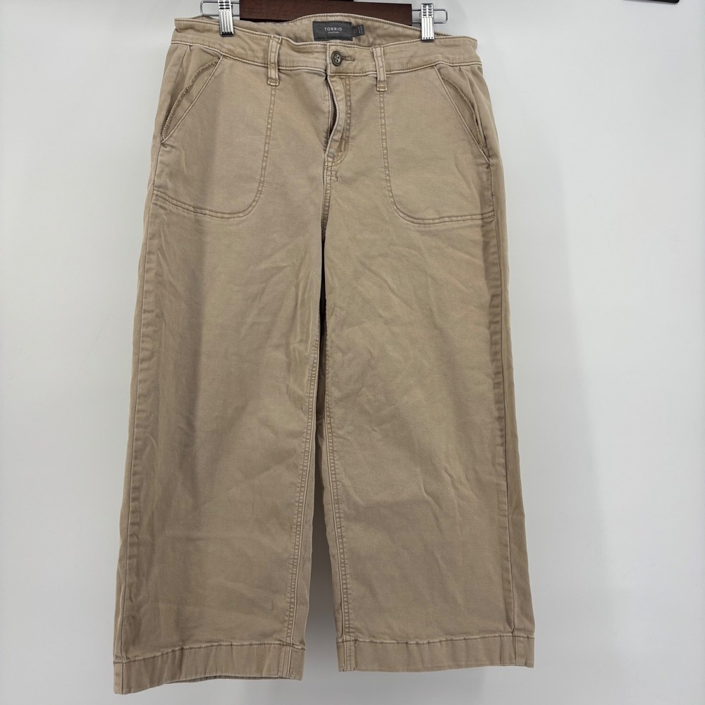 Torrid Wide Leg Crop Pants Women 12 Khaki Tan Excellent Stretch Utility Chino